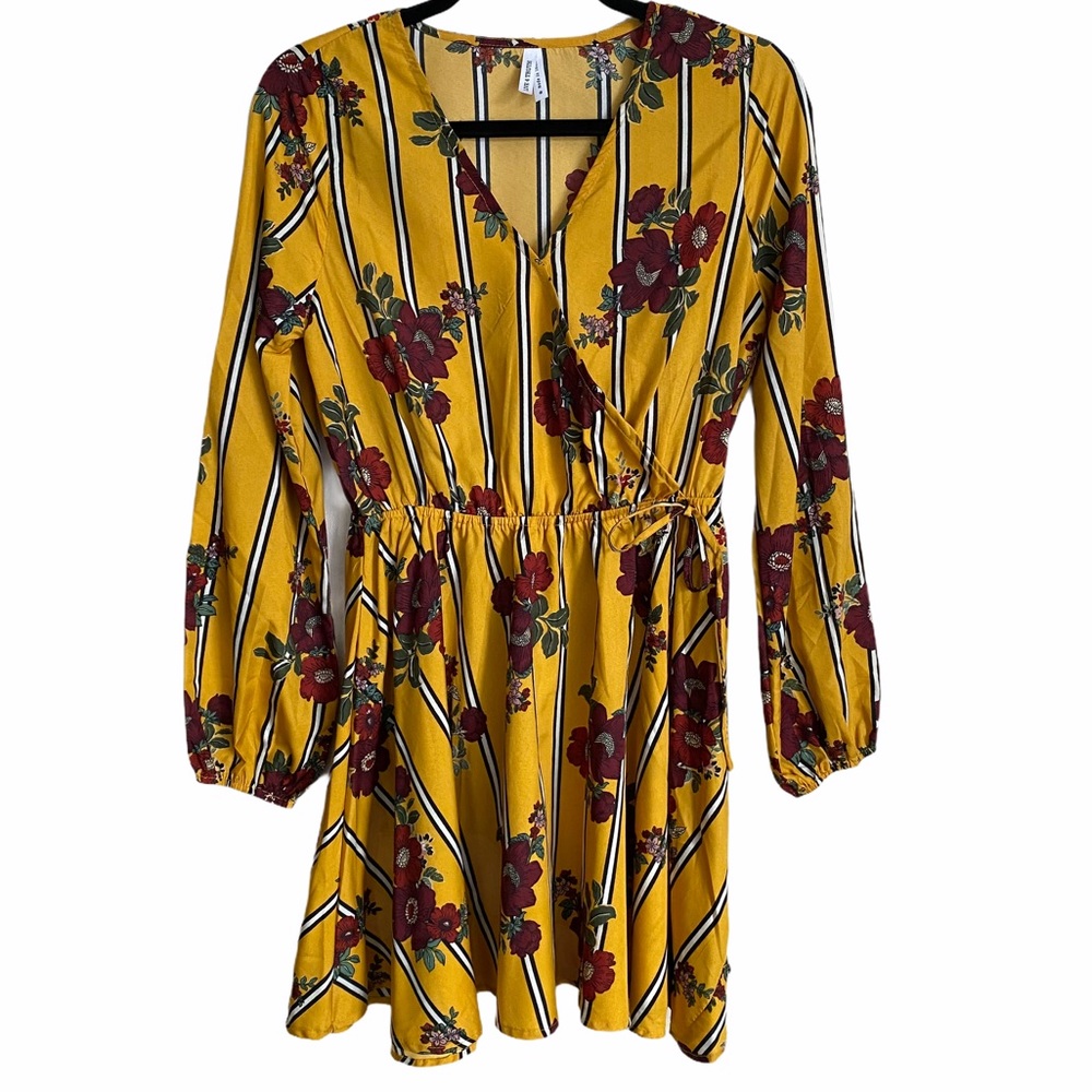 Merigold long sleeve fit and flare v-neck dress S